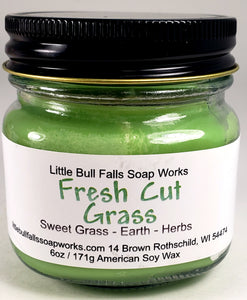 Fresh Cut Grass soy wax candle smells exactly like green grass. Makes a good gift for gardeners, golfers, or for those who just really love the smell of grass. Made in Central Wisconsin by soap & candle company Little Bull Falls Soap Works.