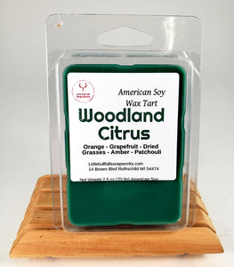 Woodland Citrus is a unique spin on a woodsy soy wax melt.