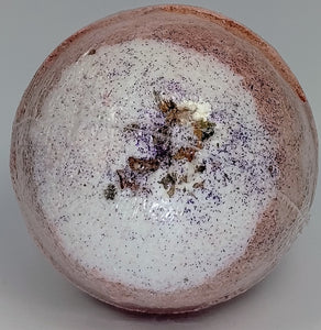 Rocky Rose bath bomb. Rose scented bath bomb. Rose & lavender bath bomb.