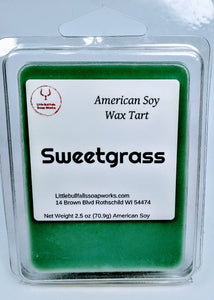 Sweetgrass soy wax melt basket making gifts. Unique wax melt from a Wisconsin candle co. Sweet Grass.
